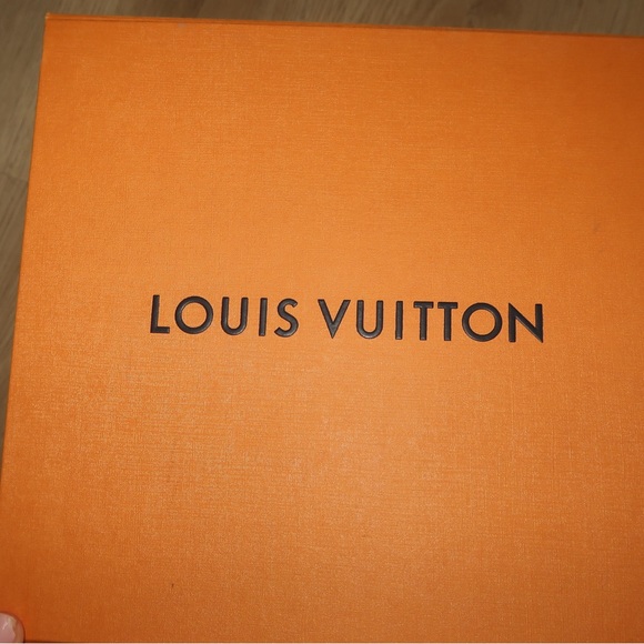 Silhouette Ankle Boo - Picture 2 of 2